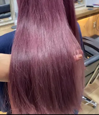 セミロング カラー 横尾 歩のヘアスタイル
