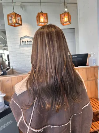 セミロング カラー ブリーチカラー🫧 森　凪沙のヘアスタイル