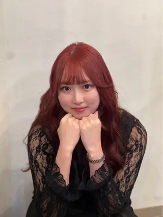 ロング カラー Liere Muuのヘアスタイル