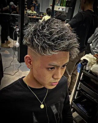 ショート カラー ヘアアレンジ メンズ men'slapis YUTOのヘアスタイル