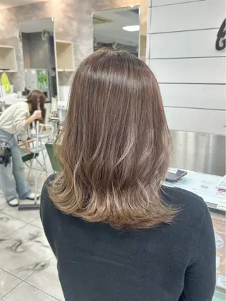 セミロング カラー 本尾 空大のヘアスタイル