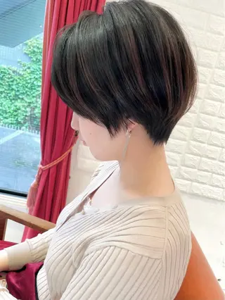 ショート カラー 大人女性ショート専門 tomodaのヘアスタイル