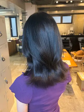 ミディアム カラー 上岡 みゆうのヘアスタイル