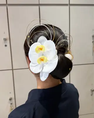 ヘアアレンジ 吉川沙知 /ナチュラルカラーのヘアスタイル