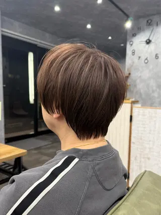 ショート 郷原 奈々のヘアスタイル