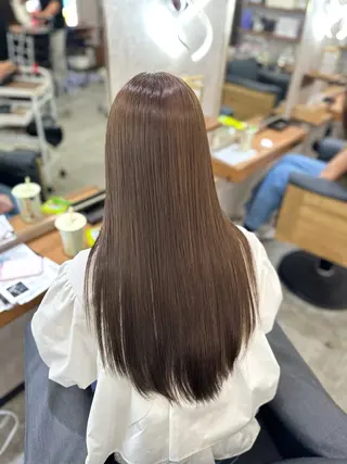 ロング MOURI CHISATOのヘアスタイル