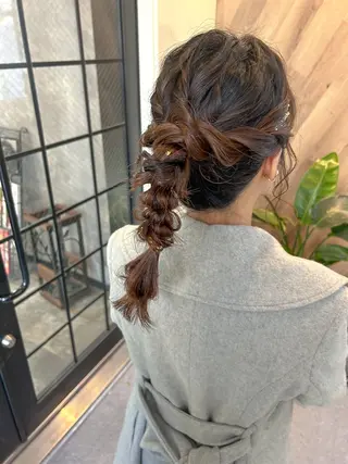 ミディアム ヘアアレンジ SHANTi 飯塚 ヘアセット/髪質改善のヘアスタイル