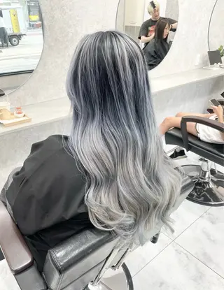 ロング 🦋ハイトーン🦋 石山 希理🦋のヘアスタイル