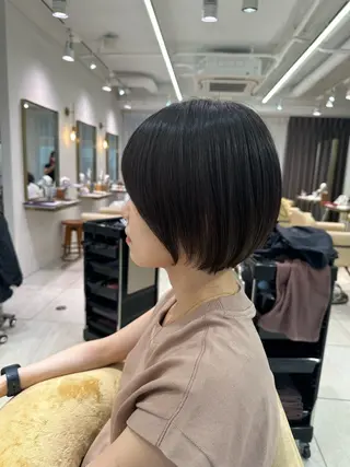 ショート レイヤー/ショート/ 山見陽のヘアスタイル