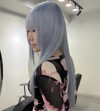 ロング カラー ヘアアレンジ 🌈【🎀ヘアデザイ ナー🎀】✨ノン✨のヘアスタイル