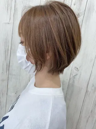 ショート カラー ヘアアレンジ マツエク・マツパ 夜23時まで予約🉑 reverieあきらのヘアスタイル