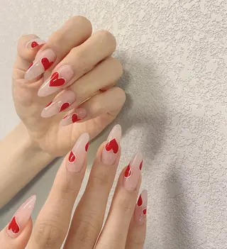 セミロング めぐみのネイルサロン スタッフ練習のネイルデザイン