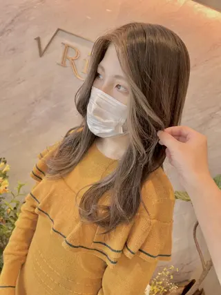 ロング カラー RICHAIR リシェイルのヘアスタイル