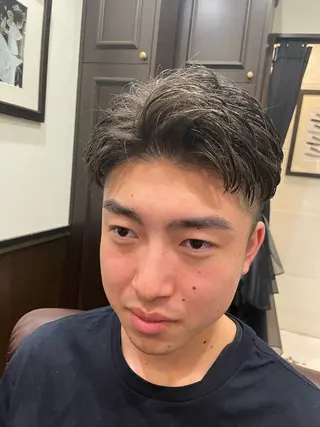 ショート メンズ 藤井 響のヘアスタイル