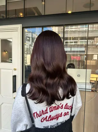 セミロング カラー MAISON ema 🩵笹野 希里香のヘアスタイル