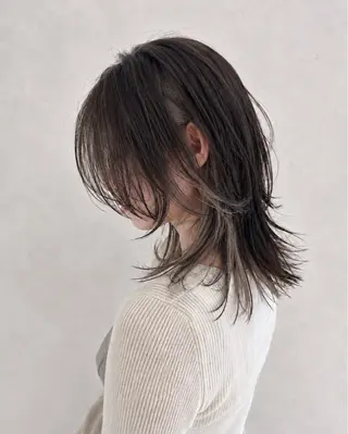 セミロング カラー 久木原 ゆりのヘアスタイル