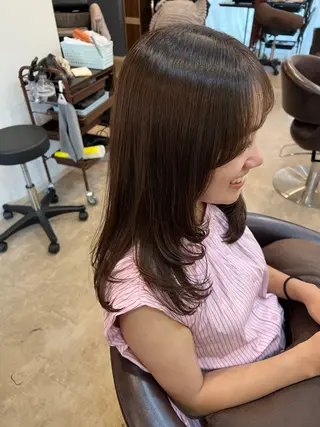 ミディアム ブリーチなしカラー 🌿脇黒丸 彩のヘアスタイル