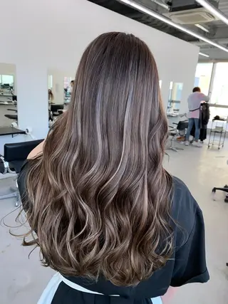 セミロング カラー ブリーチ 透明感HIDEのヘアスタイル