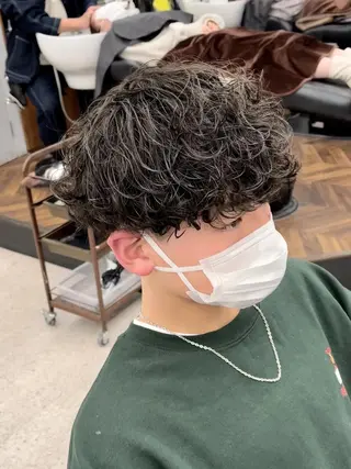 ショート 京都河原町 メンズパーマ助川龍哉のヘアスタイル