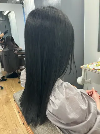 ロング Tsuyoshi /髪質改善ストレートのヘアスタイル