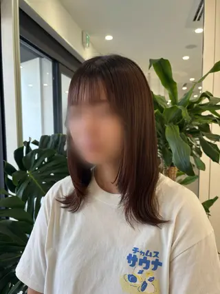 ミディアム 彦坂 優月のヘアスタイル