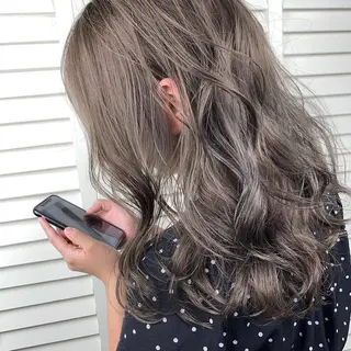 セミロング 松戸　レイヤーカット 野口　康太郎のヘアスタイル