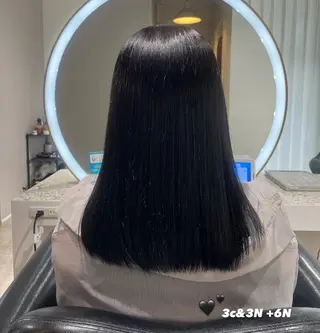 セミロング カラー CIEL 菜々香のヘアスタイル