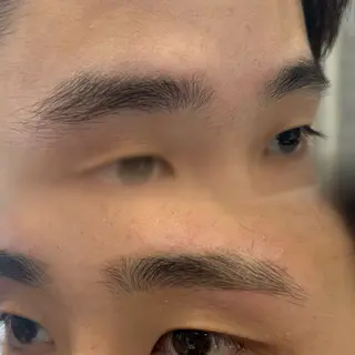 メンズ アイブロウ 韓国風艶髪カラー× 束感まつ毛🎀美雨のマツエク・マツパデザイン