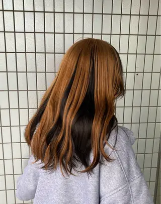 ミディアム カラー NAOKI TIDEHAIRのヘアスタイル
