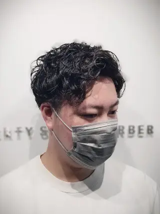 ショート パーマ メンズ LIBERTY・野地 barber NDのヘアスタイル