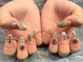 ネイル ティーエヌ 金山駅東口店のネイルデザイン
