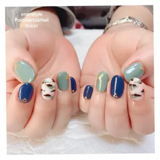 ミディアム ネイル 🐾enen style 🐾のネイルデザイン