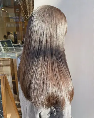 ロング カラー レイヤーカット🌈 透明感カラー🌷ユリのヘアスタイル