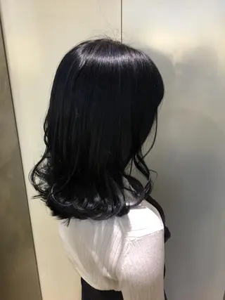 カラー 天野 利咲のヘアスタイル