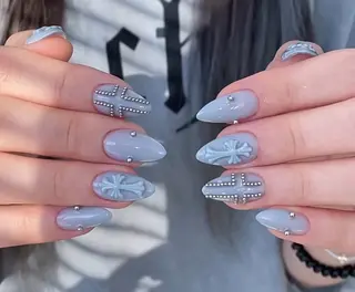 ネイル Pure&Rich Nailのネイルデザイン