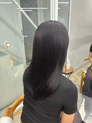 セミロング 𝐀𝐦𝐞𝐫𝐢 /透明感カラーのヘアスタイル