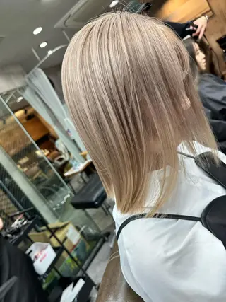 ミディアム カラー 難波ブリーチカラー 伊藤洋輝のヘアスタイル