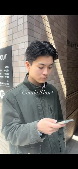 ショート メンズ 行方 晴貴のヘアスタイル