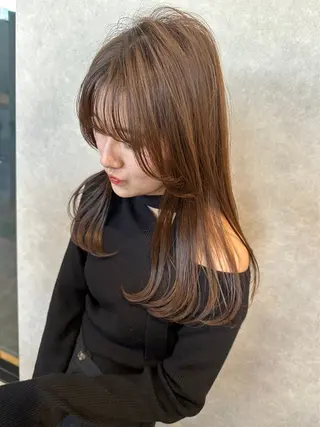 セミロング カットモデル エクステ亀田麻央のヘアスタイル