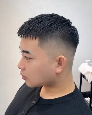 ショート スキンフェード 無料のヘアスタイル