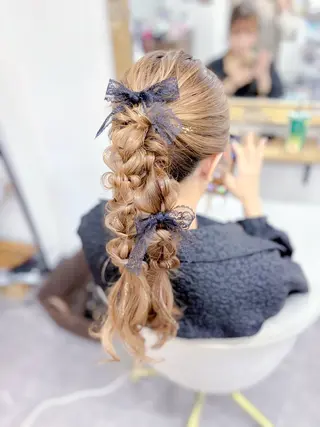 セミロング ヘアアレンジ ⭐︎moe 【ヘアメイク🧸】のヘアスタイル