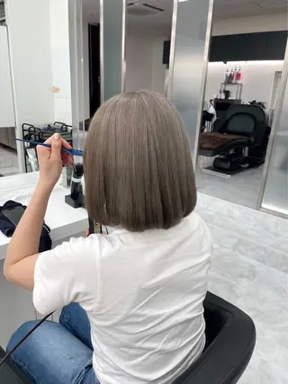 ミディアム カラー NAMI🤎ブラウン &ミルクティー🤍のヘアスタイル