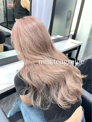 ロング カラー エクステ🩵ブリーチ 韓国ヘア🩵KAEのヘアスタイル