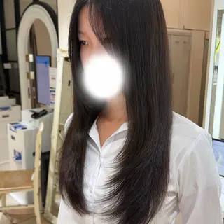 ロング 齋藤 俊知のヘアスタイル