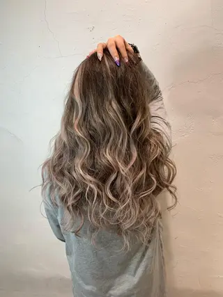 ロング カラー パーマ ヘアアレンジ まつげと眉 Meliaのマツエク・マツパデザイン