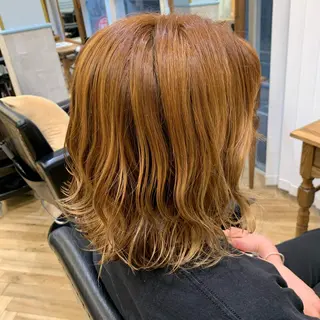 ミディアム 蓼沼 由莉のヘアスタイル