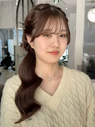 セミロング 西田  美侑/ 前髪・顔周りカットのヘアスタイル