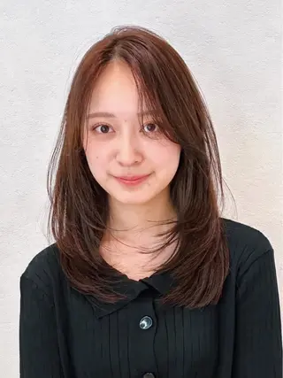 セミロング カラー パーマ 💍🧸カラーモデル 募集中🧸💍のヘアスタイル