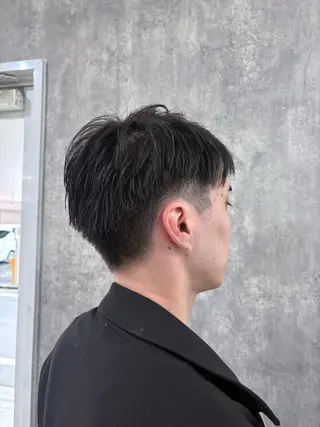 メンズ ワンカラー 髪質改善 ブリーチ 武田さくらのヘアスタイル