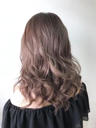 セミロング 最高級エクステ /羽エクステ白石宇由のヘアスタイル